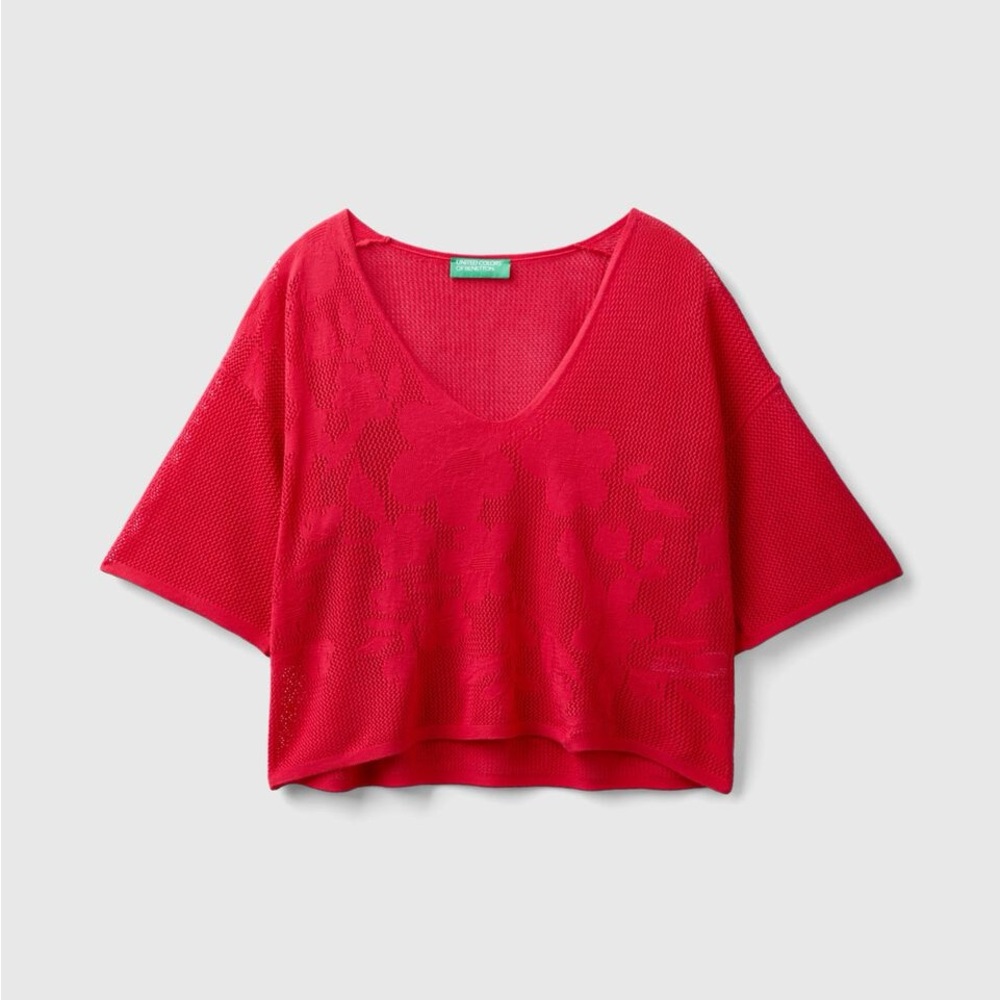 NWOT Red Sweater Top Floral Motif XS
